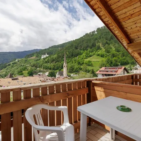 Bed & Breakfast Garni Ziernheld Malles Venosta